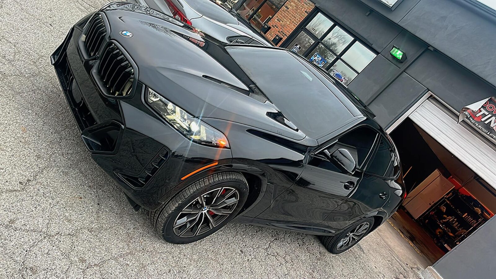 BMW X-Series • Blackout Tint